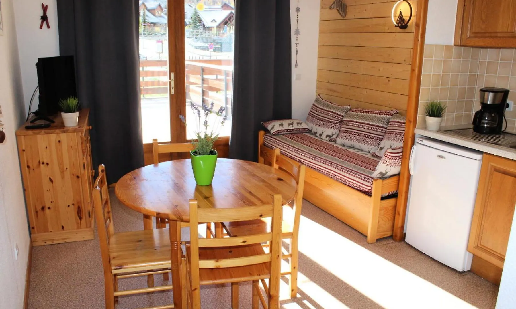Residence L'Horizon Blanc - 2 Pieces 4 Personnes Grande Terrasse Mae-7794 Le Devoluy 0*,  France